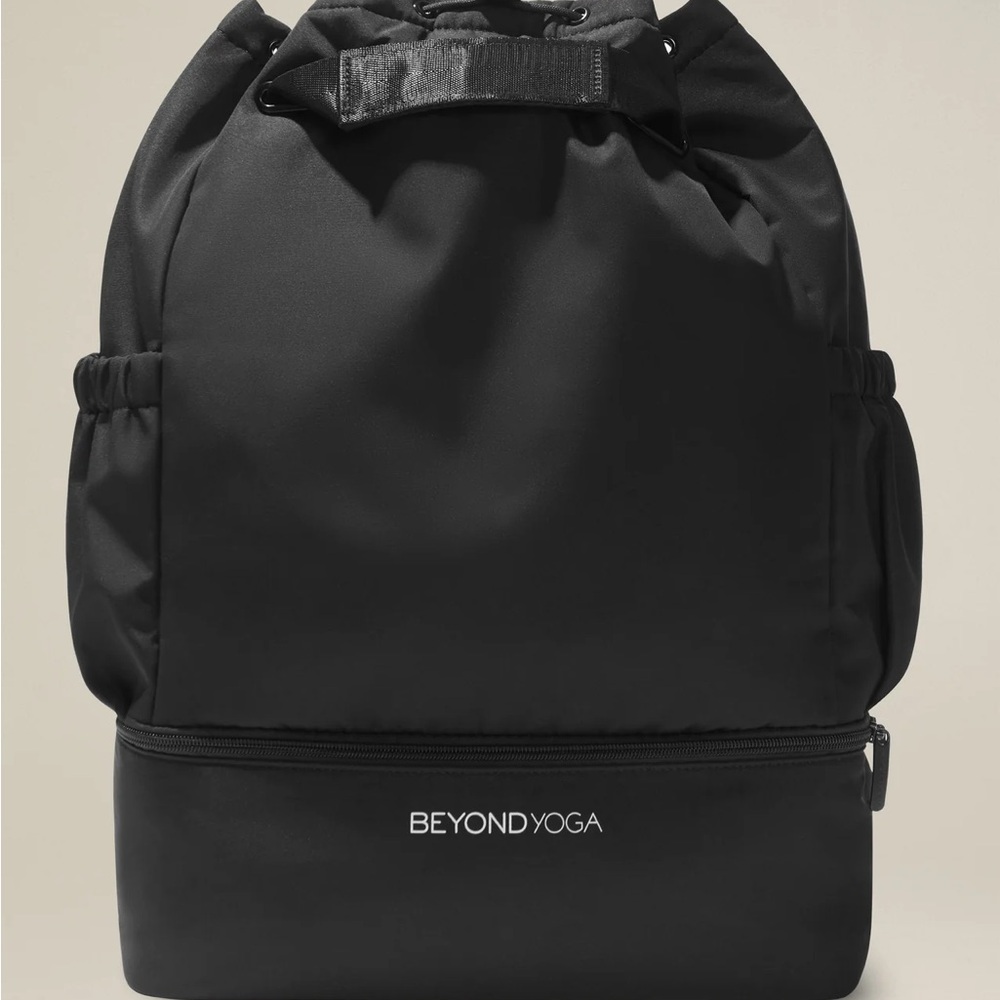Beyond Yoga Black Drawstring Backpack - Picture 2 of 11